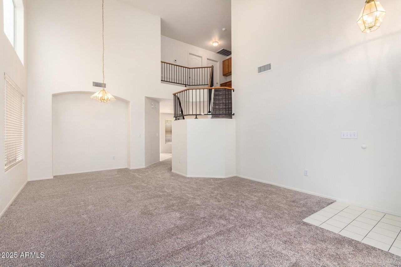 100 North Bradley Drive - Photo 6 of 39