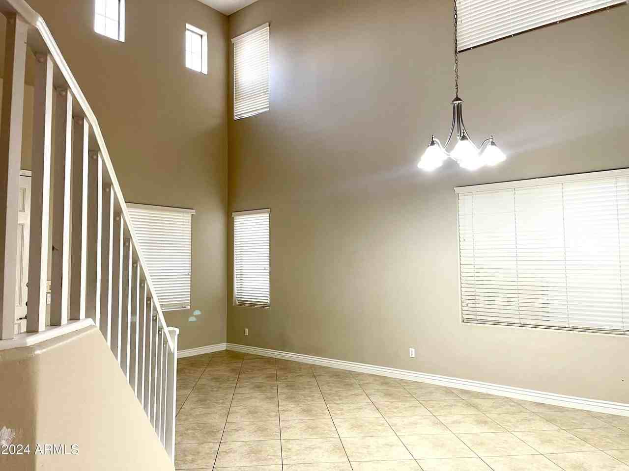 2181 East Iris Drive - Photo 3 of 32