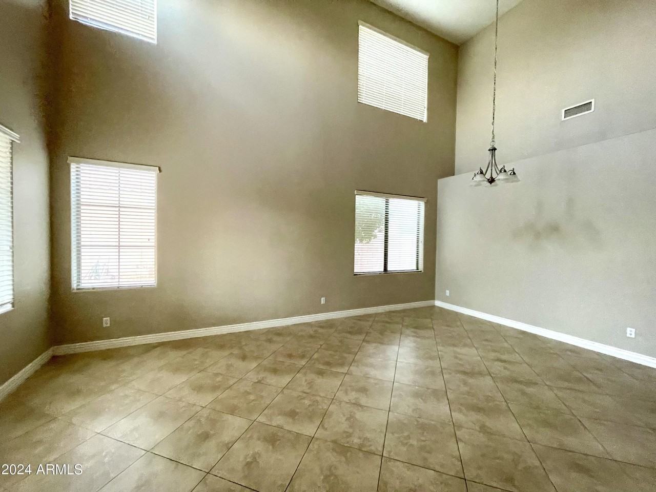 2181 East Iris Drive - Photo 4 of 32