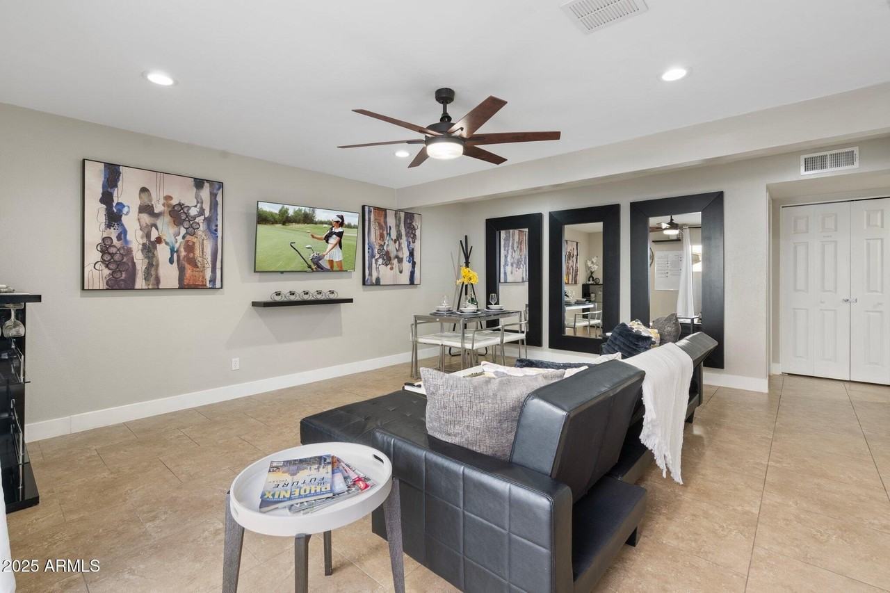 8570 E Indian School Rd Unit D #D - Photo 6 of 27