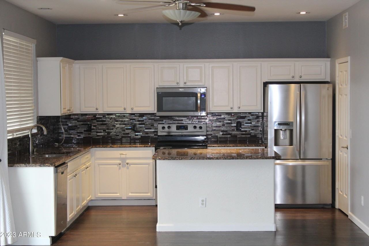 15876 Sonora Street - Photo 7 of 17