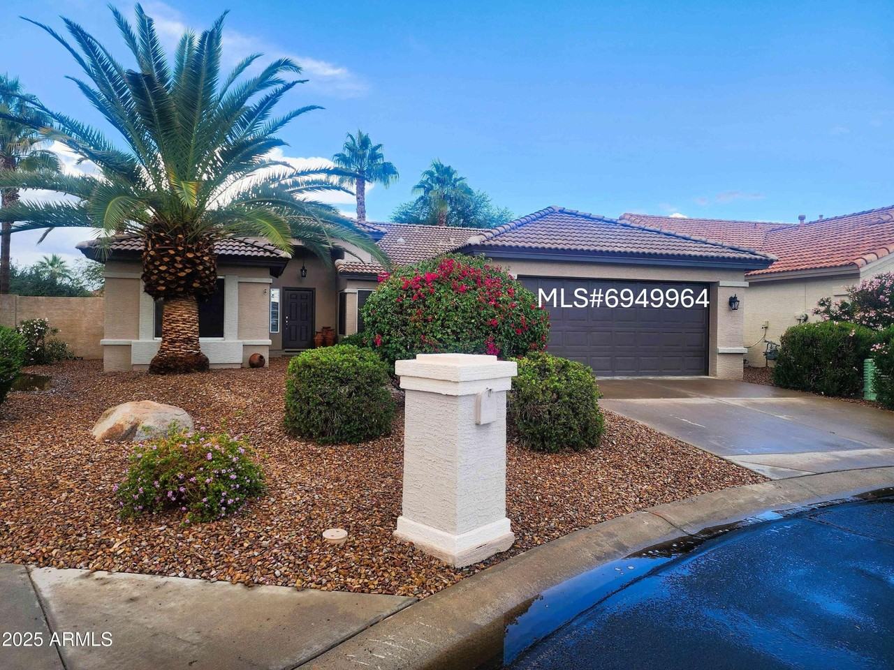 14750 W Avalon Dr - Photo 2 of 36