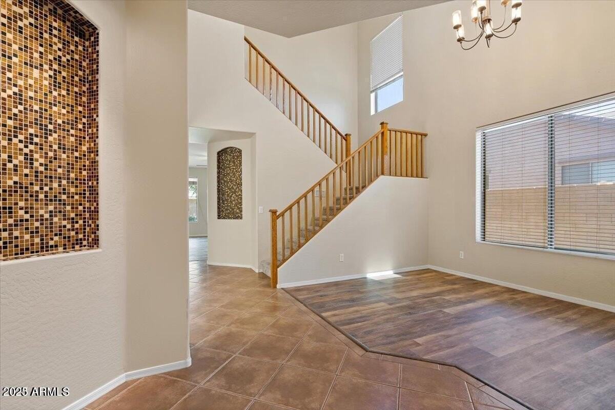 4173 S Wayne Pl - Photo 5 of 30