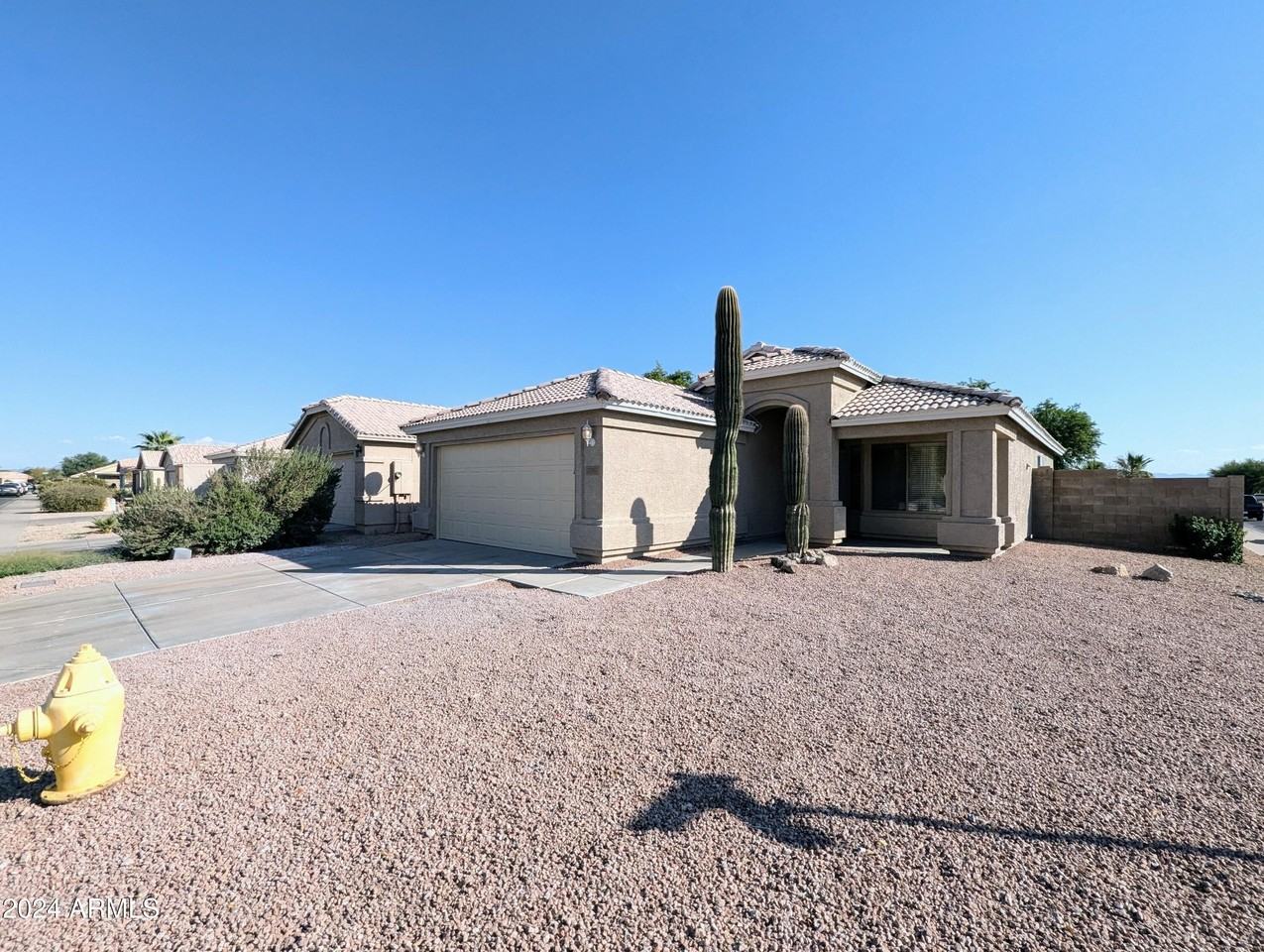 7059 West Gardenia Avenue - Photo 2 of 50