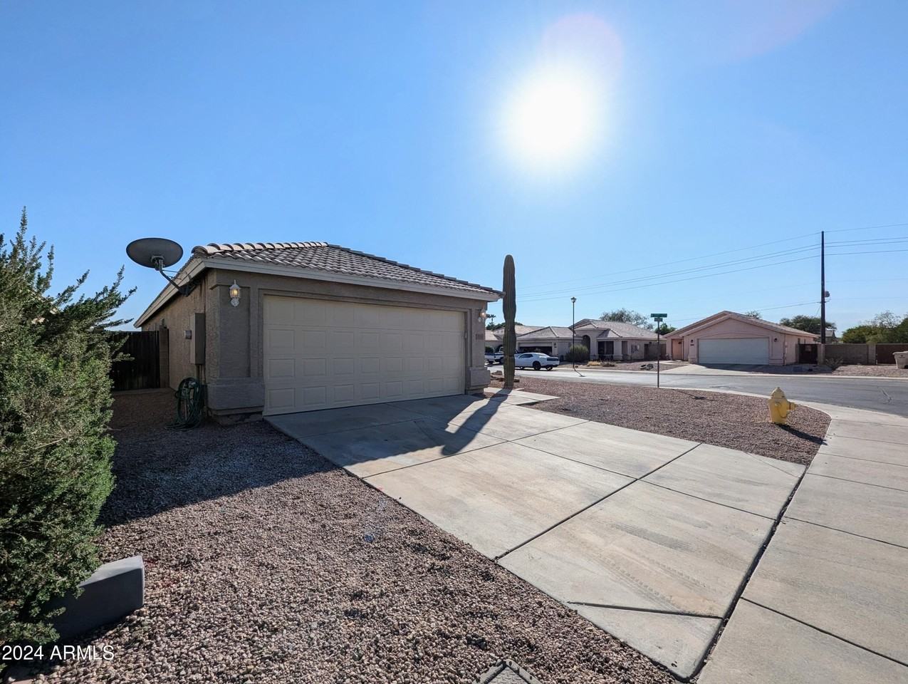 7059 West Gardenia Avenue - Photo 3 of 50