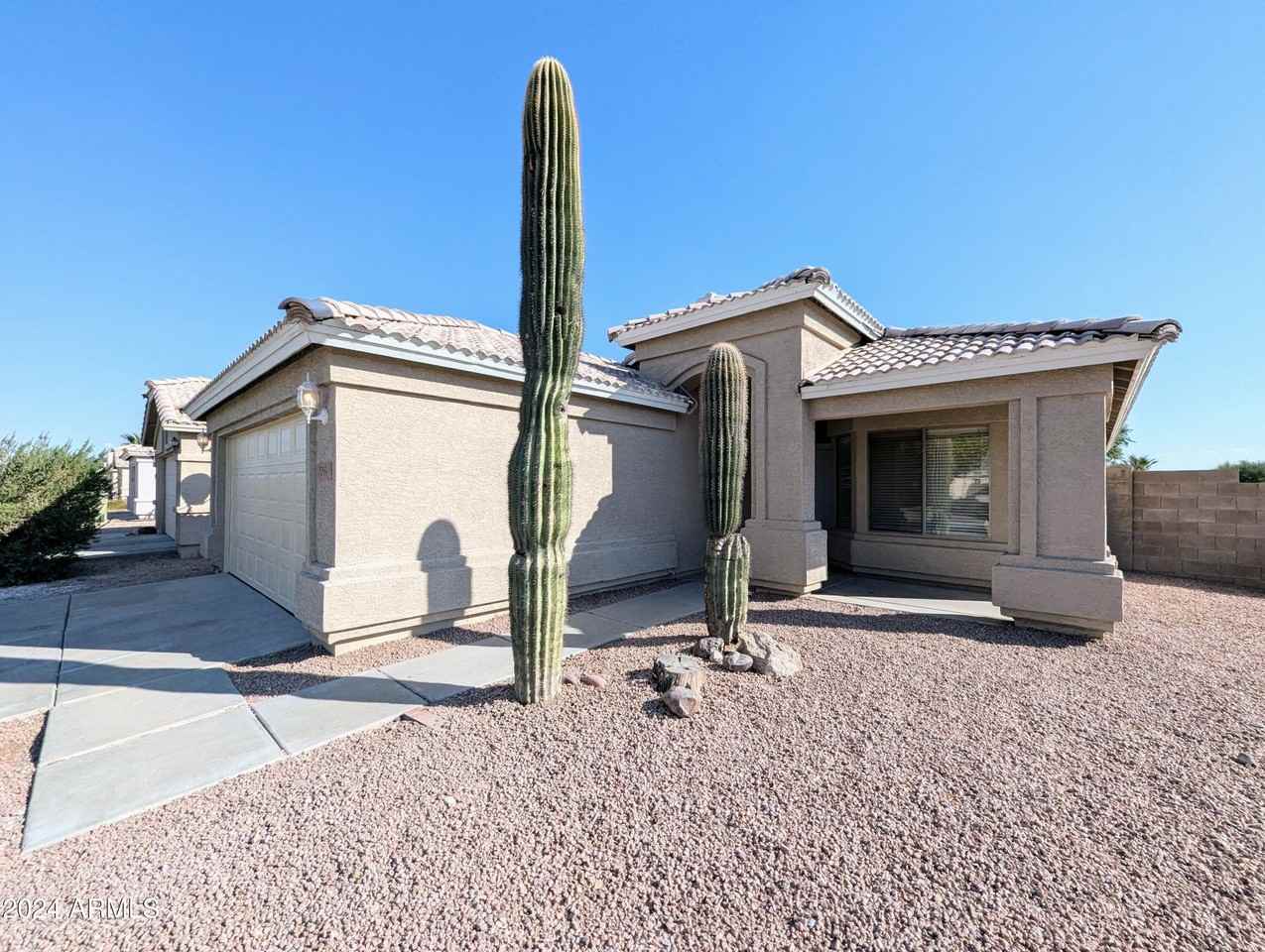 7059 West Gardenia Avenue - Photo 6 of 50