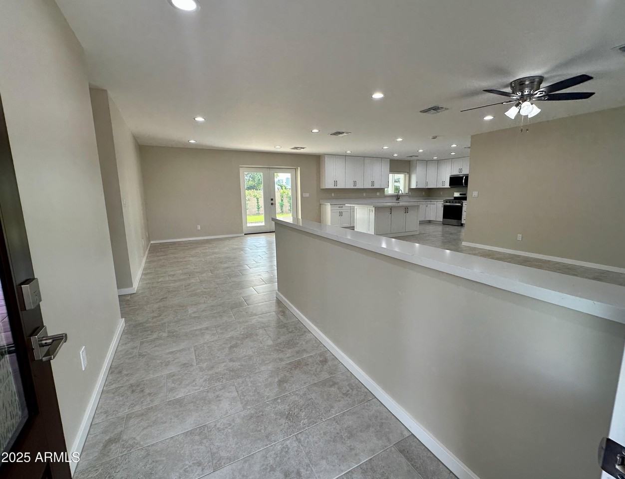 2329 E Enrose St - Photo 4 of 30