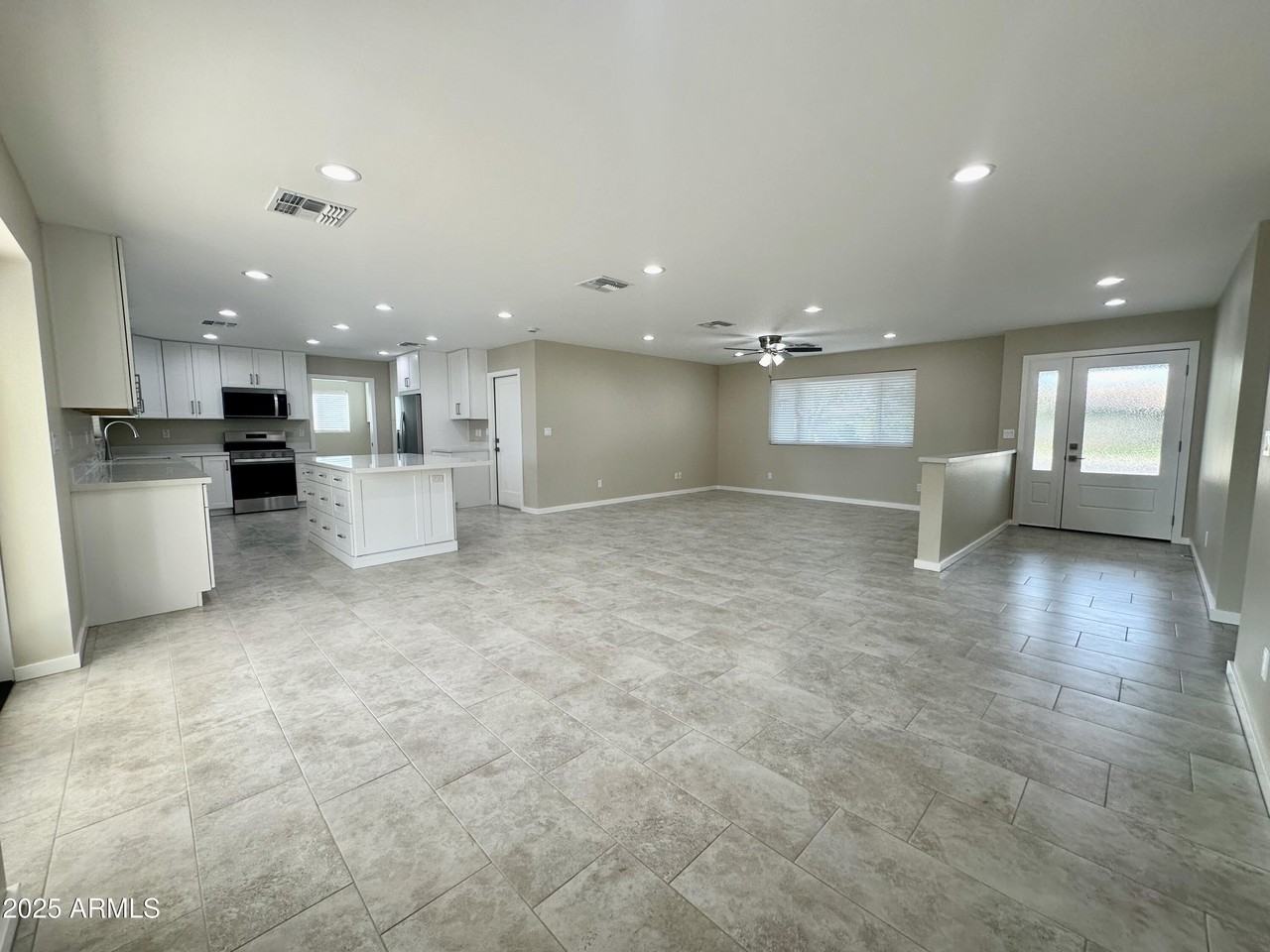 2329 E Enrose St - Photo 5 of 30