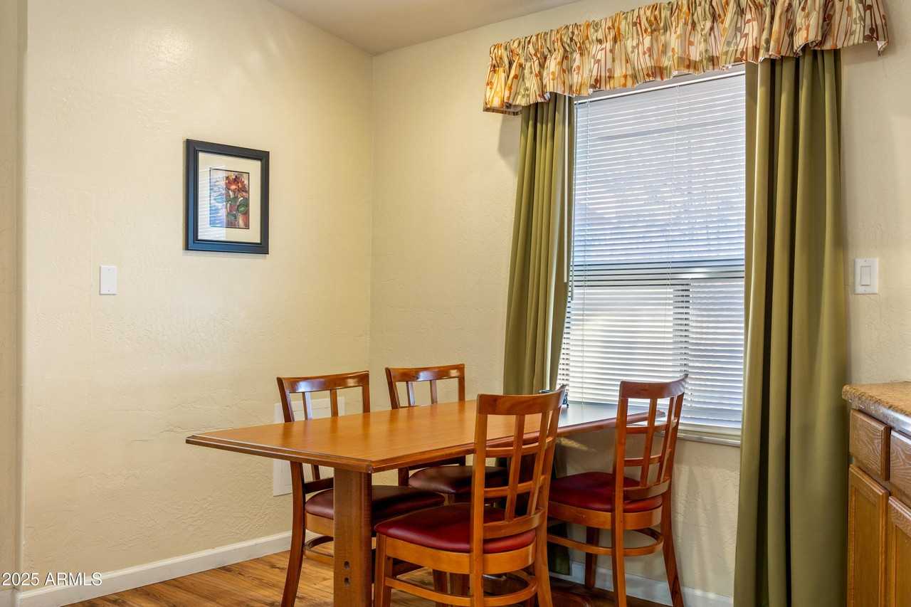 5829 E BUCK SPRINGS Road unit: 200 #200 - Photo 5 of 18