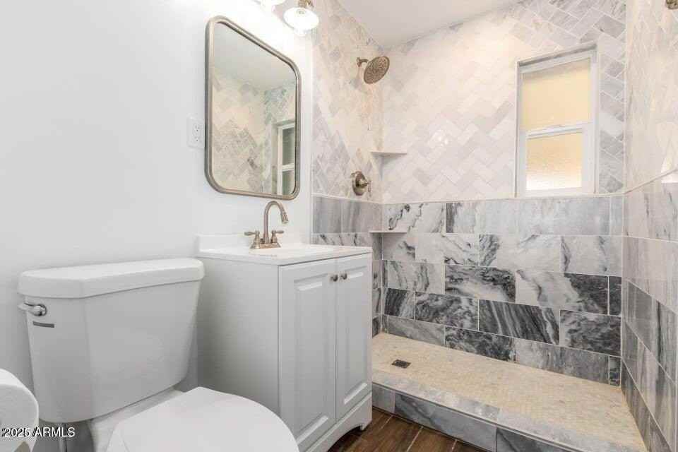 2241 West Whitton Avenue - Photo 4 of 6