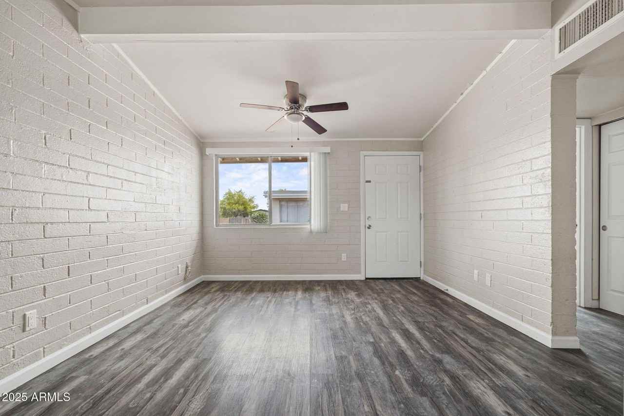 221 5th Avenue East #225 - Photo 5 of 14