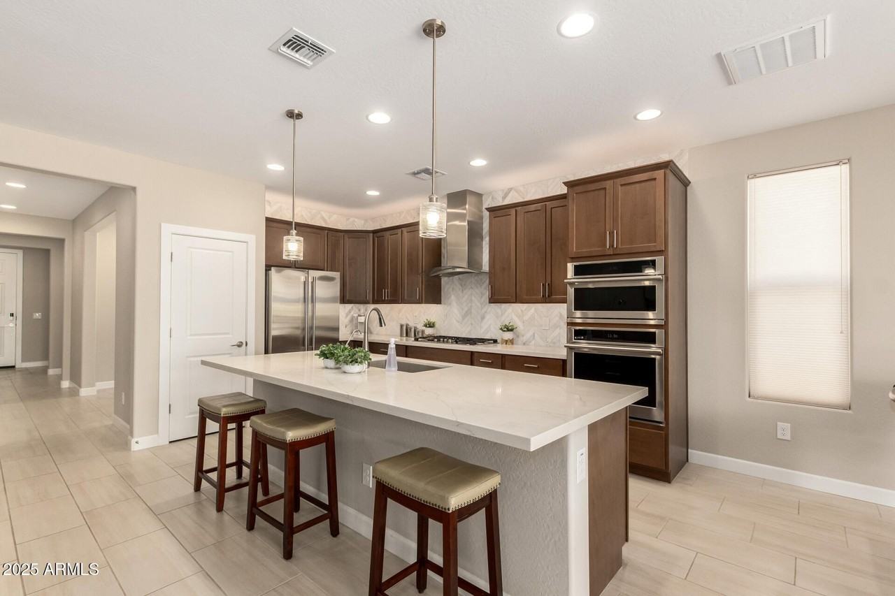 36037 N Copper Hollow Way - Photo 4 of 33