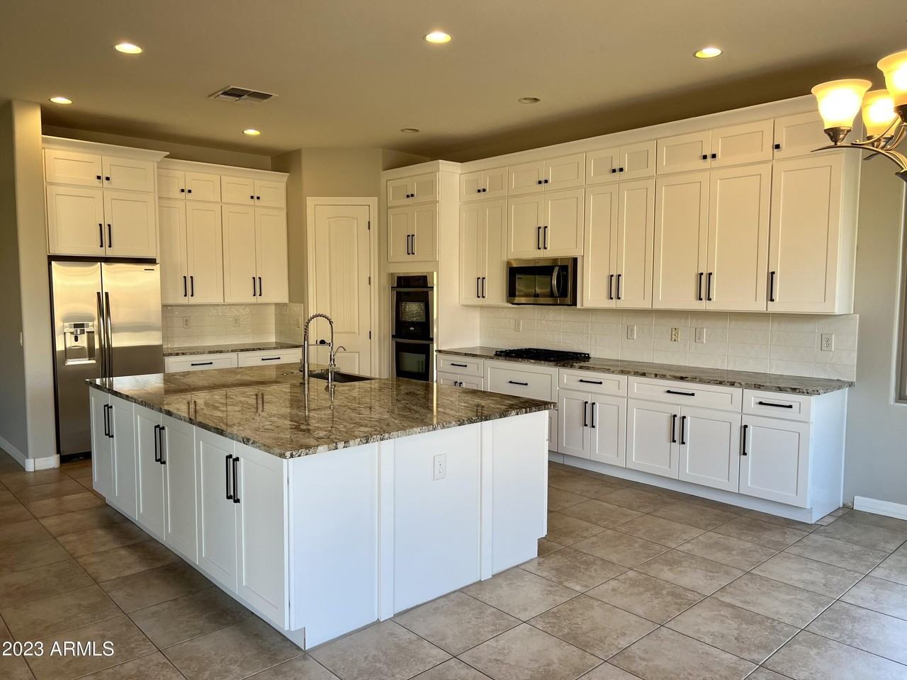 20296 East Sonoqui Boulevard - Photo 4 of 22