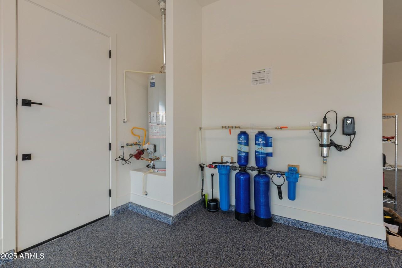 4236 E Whisper Rock Trl - Photo 5 of 50