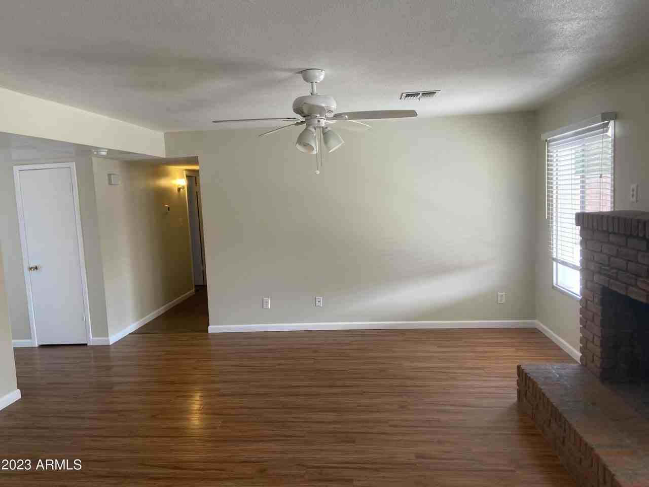 8637 El Charro Lane - Photo 5 of 9