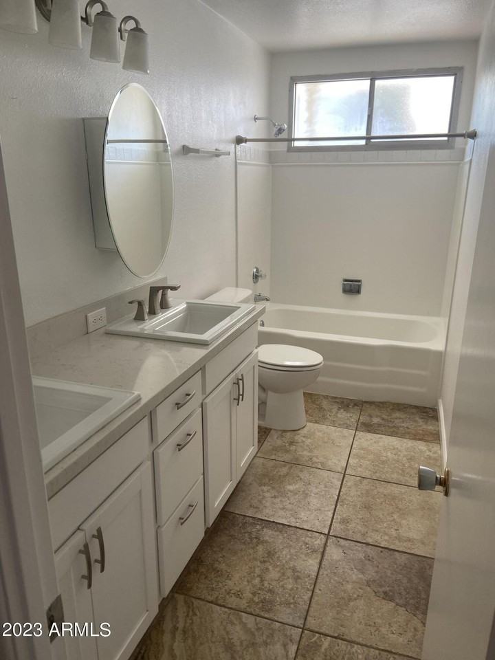 8637 El Charro Lane - Photo 7 of 9