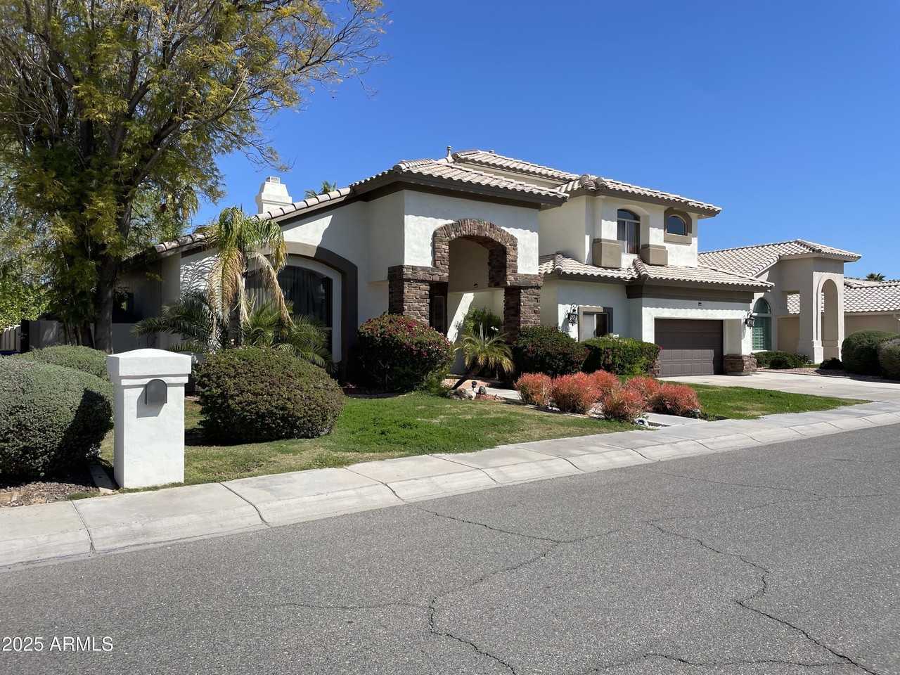 5422 East Muriel Drive - Photo 2 of 50