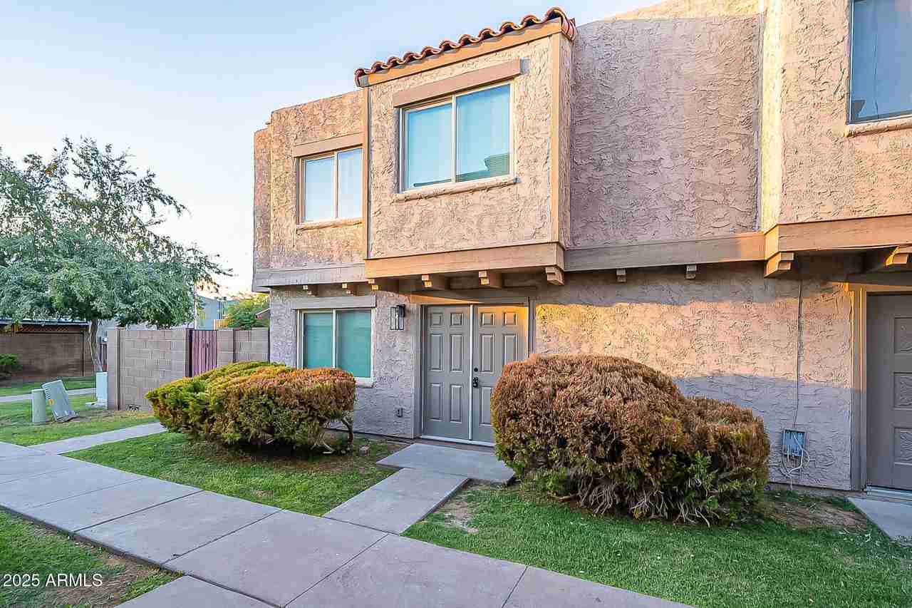 600 South Dobson Road #39 - Photo 3 of 31