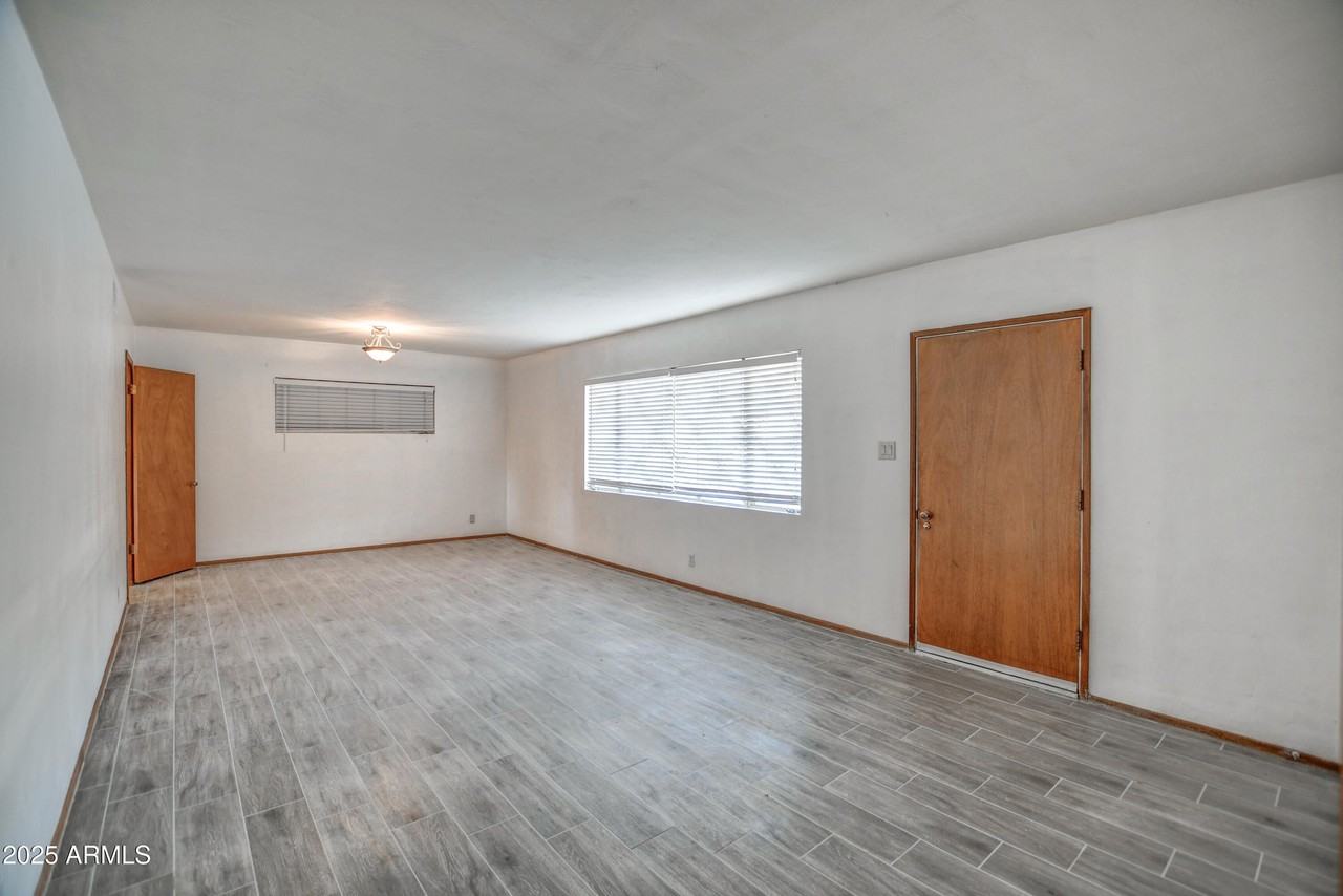 8235 East Virginia Avenue - Photo 7 of 46