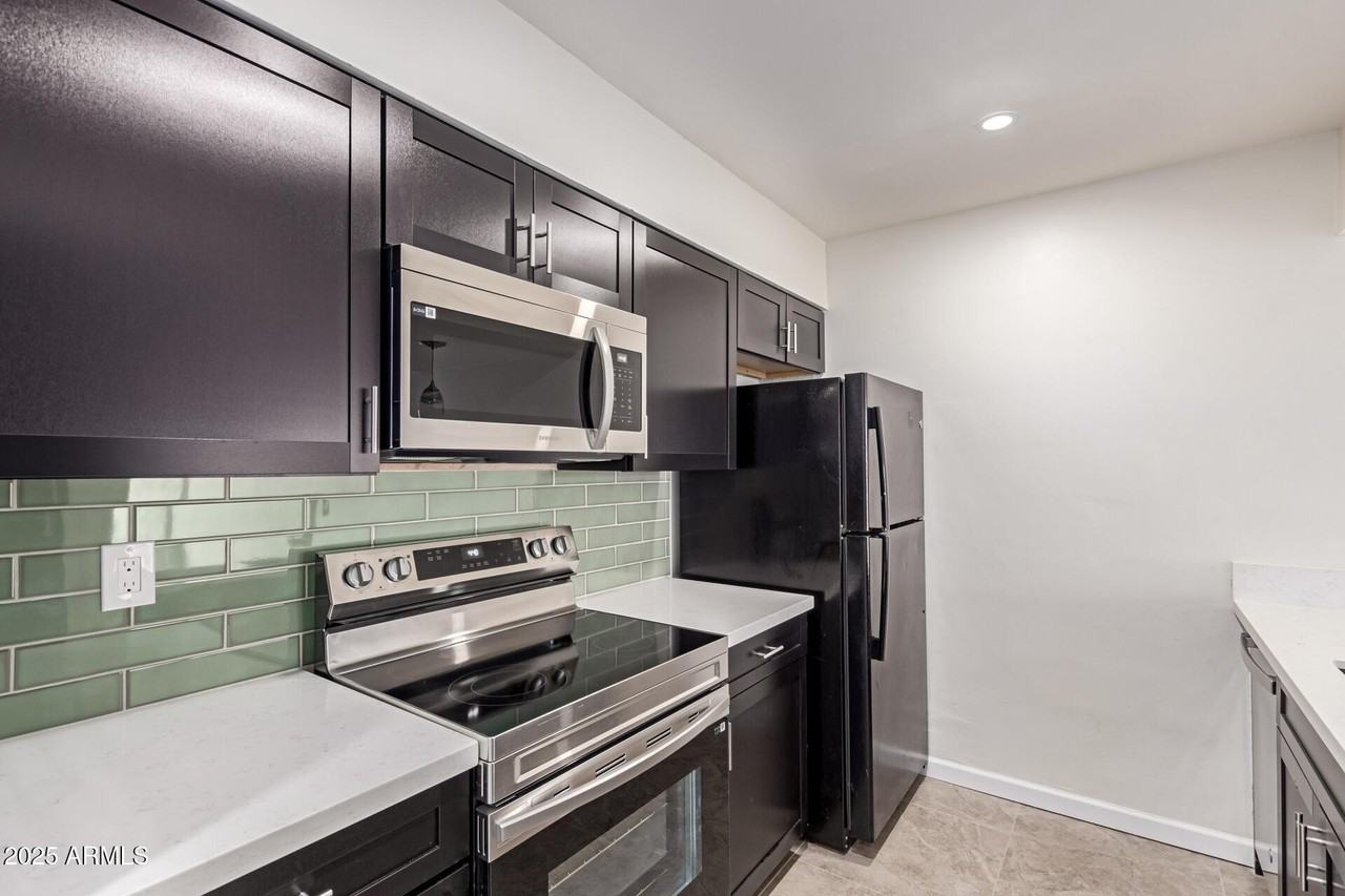 3314 68th Street #247 - Photo 7 of 28