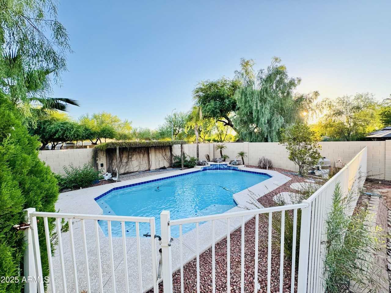 4468 South Leoma Lane - Photo 2 of 18