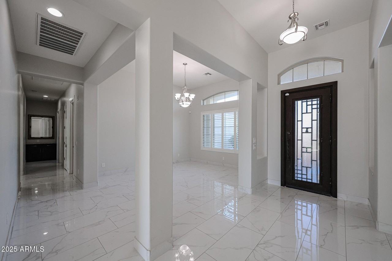 6327 East Dixileta Drive - Photo 6 of 42