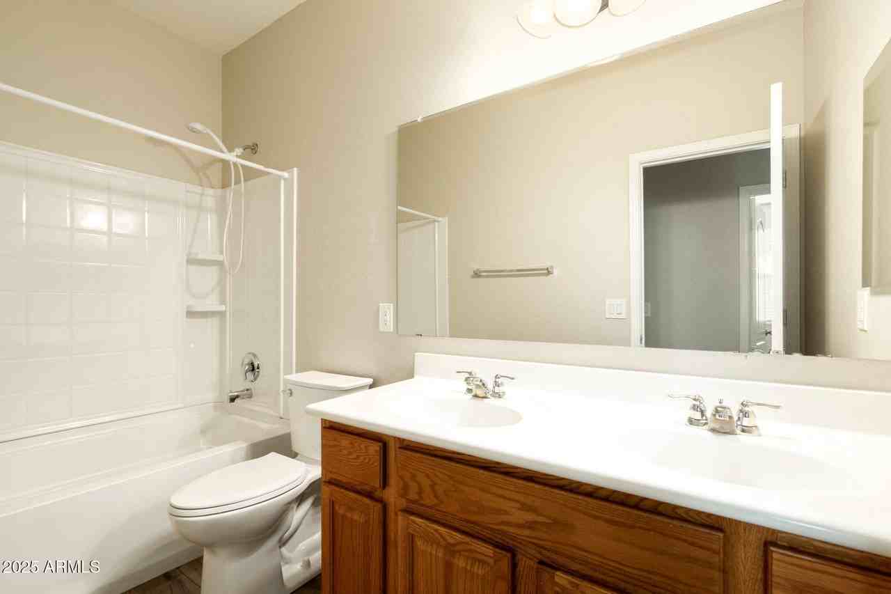 17350 W Adams St - Photo 7 of 16