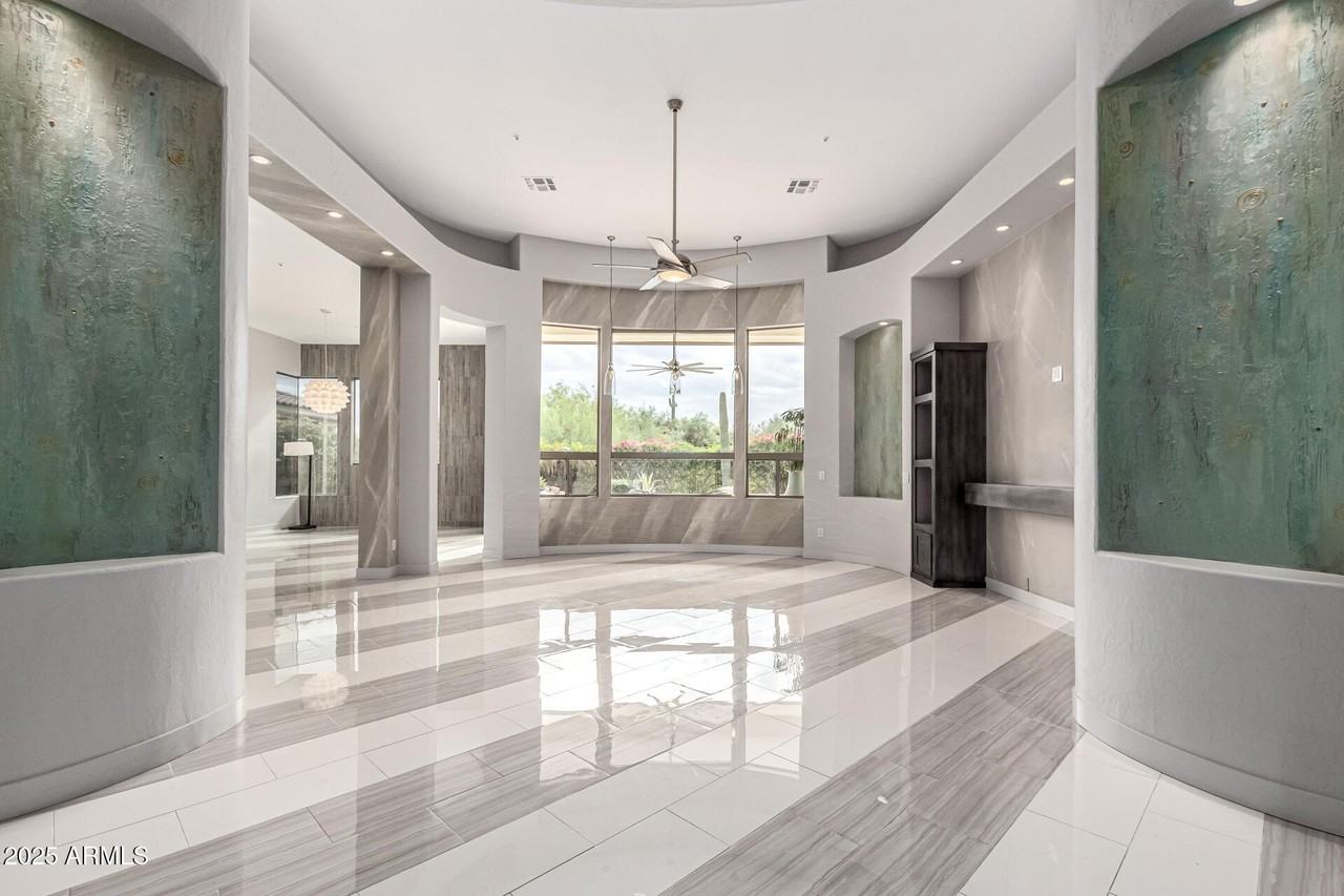 15211 E Staghorn Dr - Photo 6 of 42