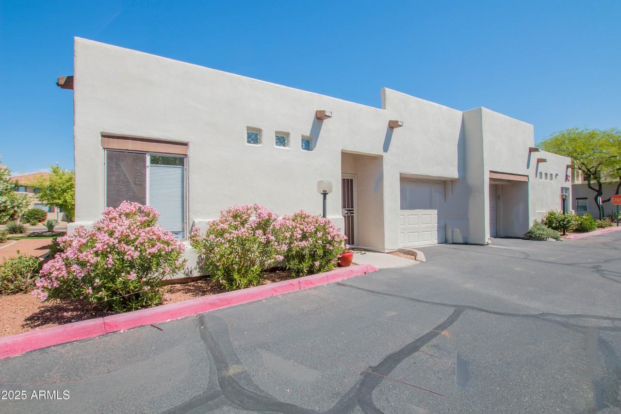 11260 92nd Street #1107 - Photo 2 of 20