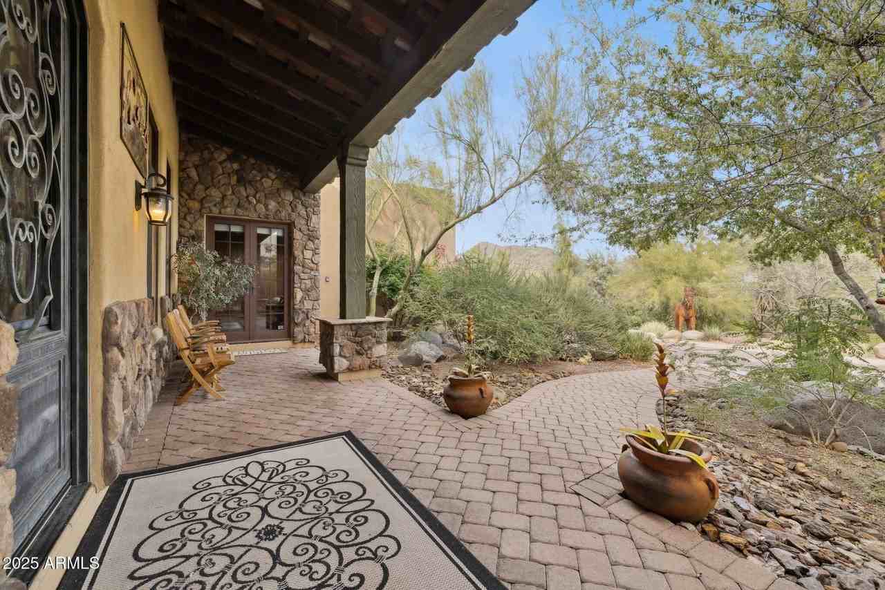 35444 N 48th St - Photo 4 of 50