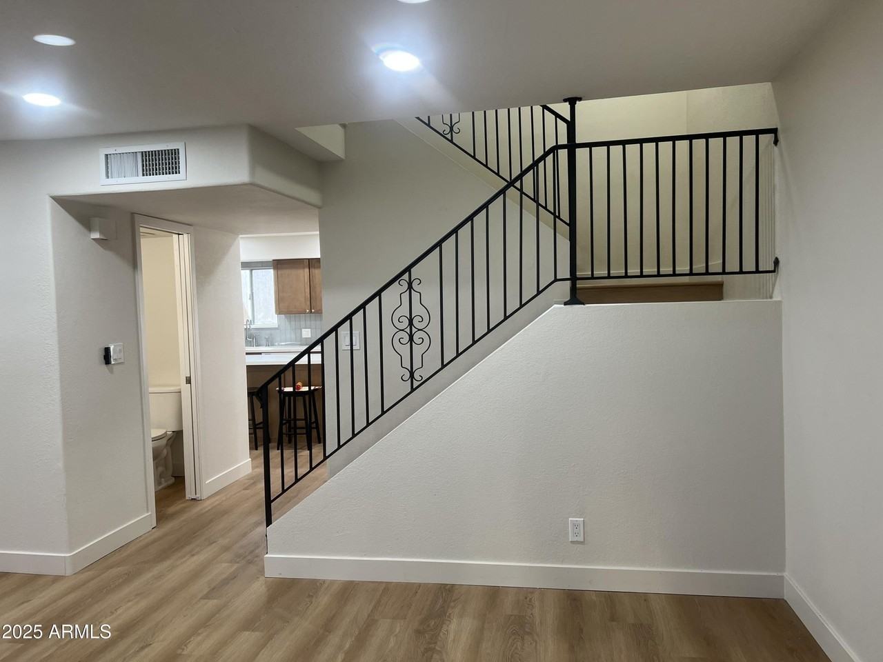 601 E Palo Verde Dr #25 - Photo 7 of 27