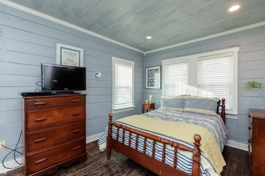 1009 1/2 Furman Ave - Photo 7 of 18