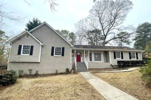 featured image of 276 Chambre Court