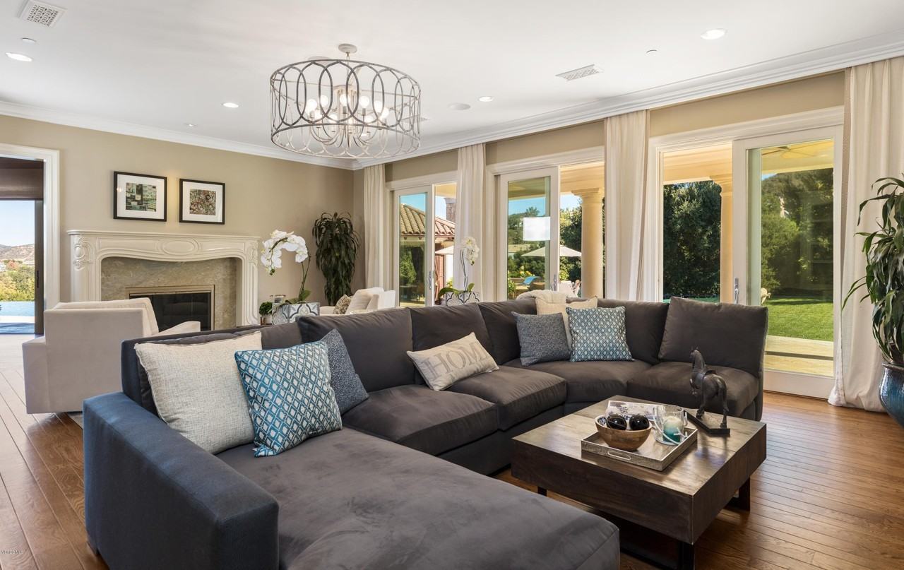 2705 Elderoak Rd - Photo 5 of 20