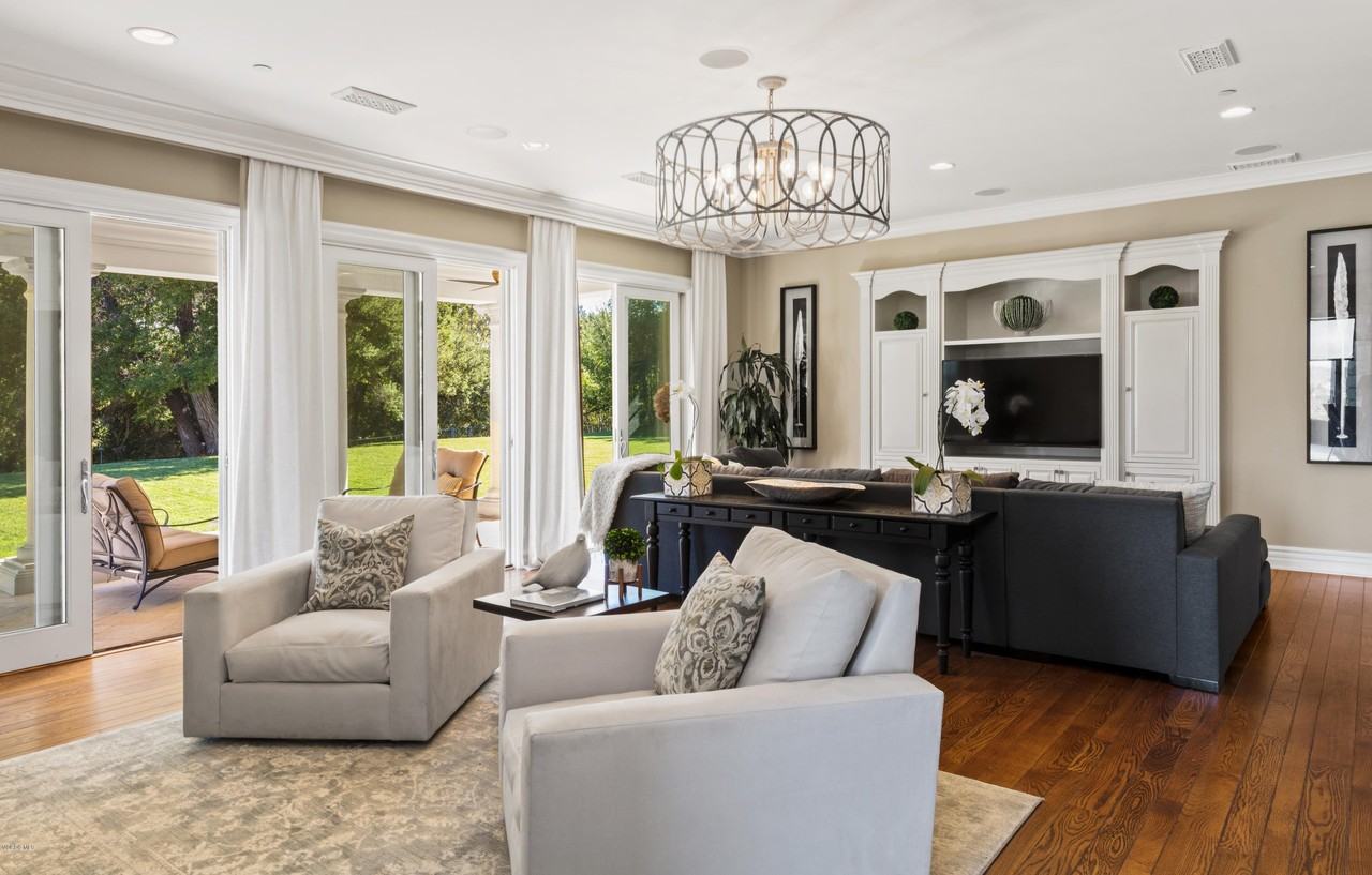 2705 Elderoak Rd - Photo 6 of 20