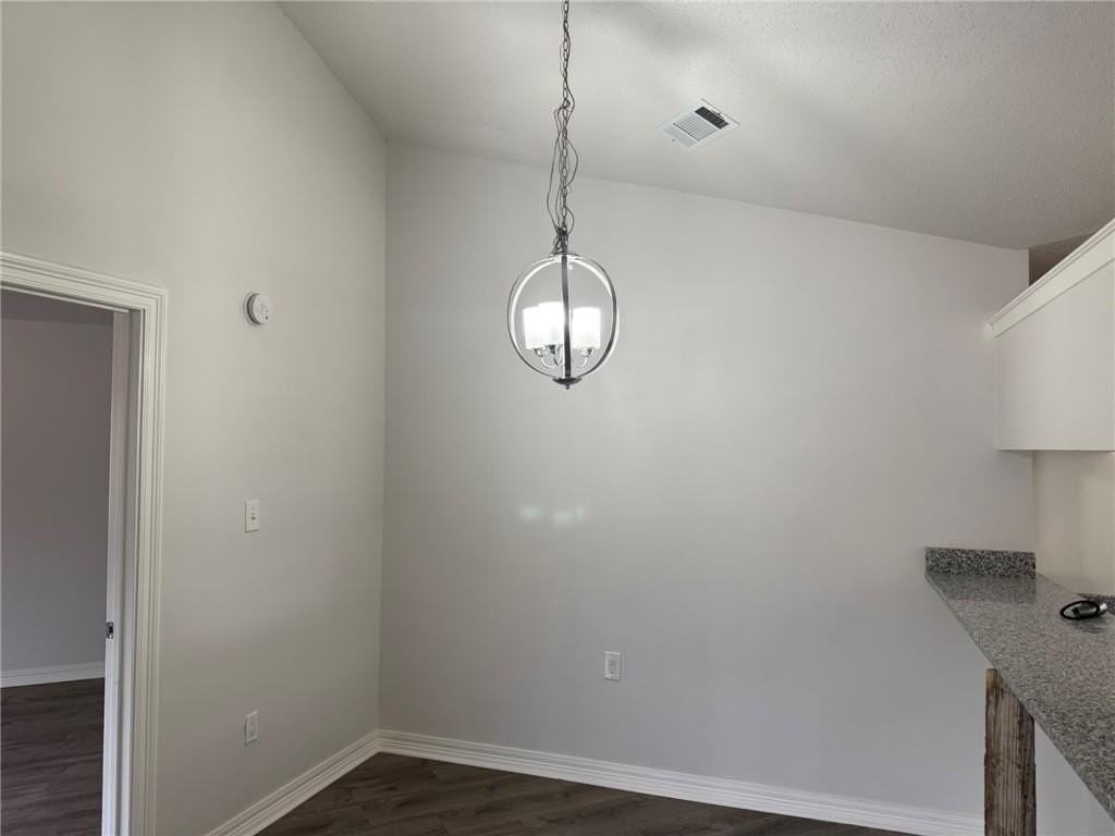 110 Lake Village Blvd - Photo 6 of 16