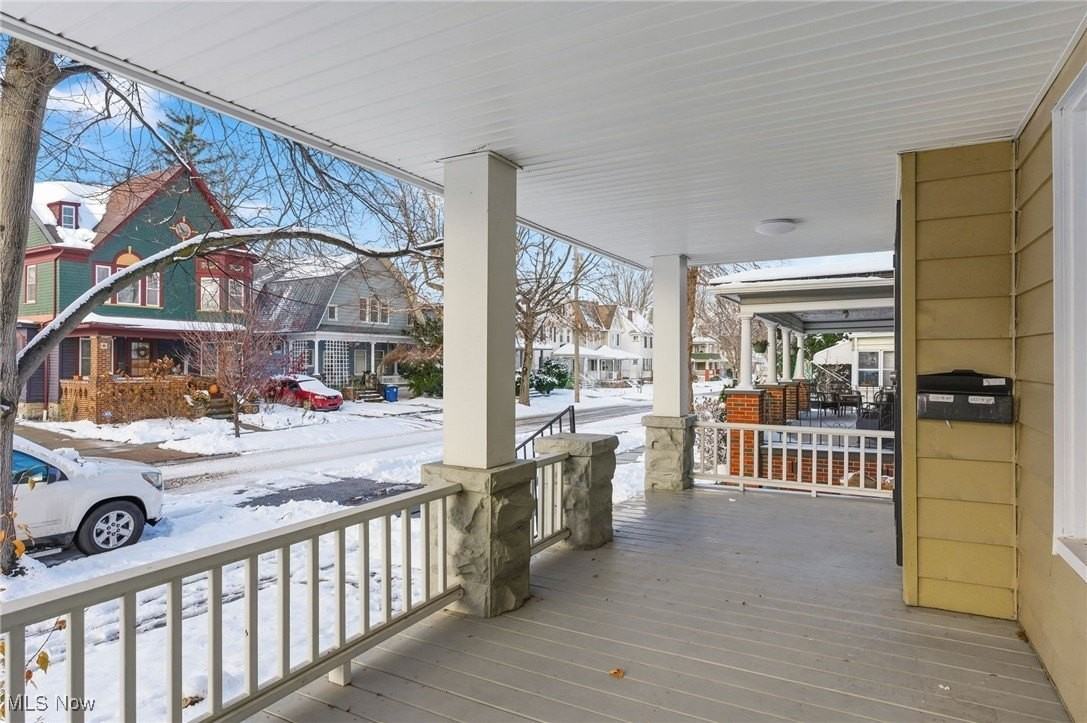 1323 West 89th Street - Photo 3 of 18