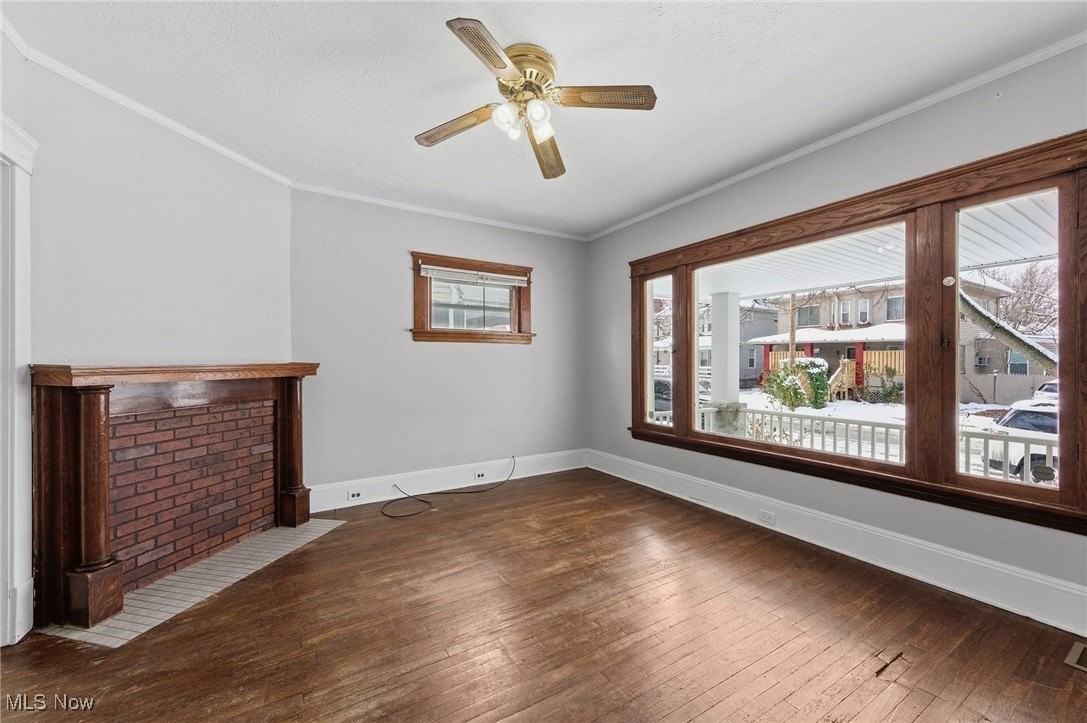 1323 West 89th Street - Photo 4 of 18