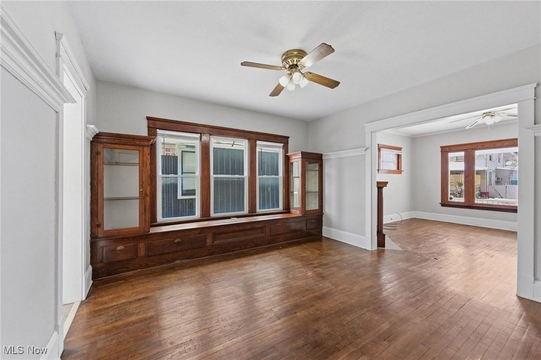 1323 West 89th Street - Photo 7 of 18