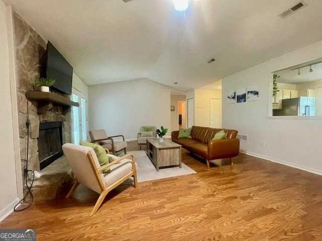 100 Quail Run - Photo 7 of 38