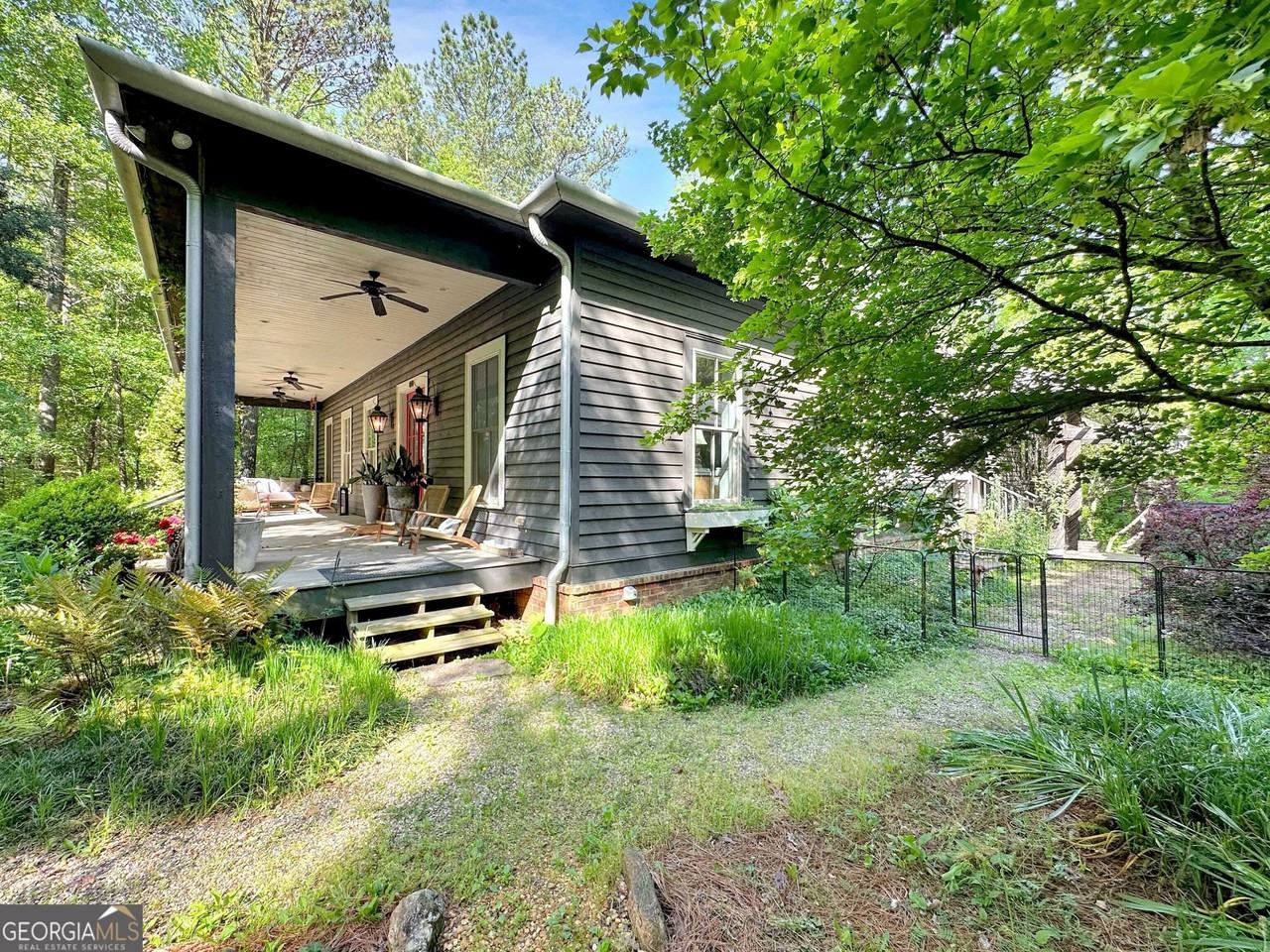 500 Augusta Ln - Photo 4 of 50