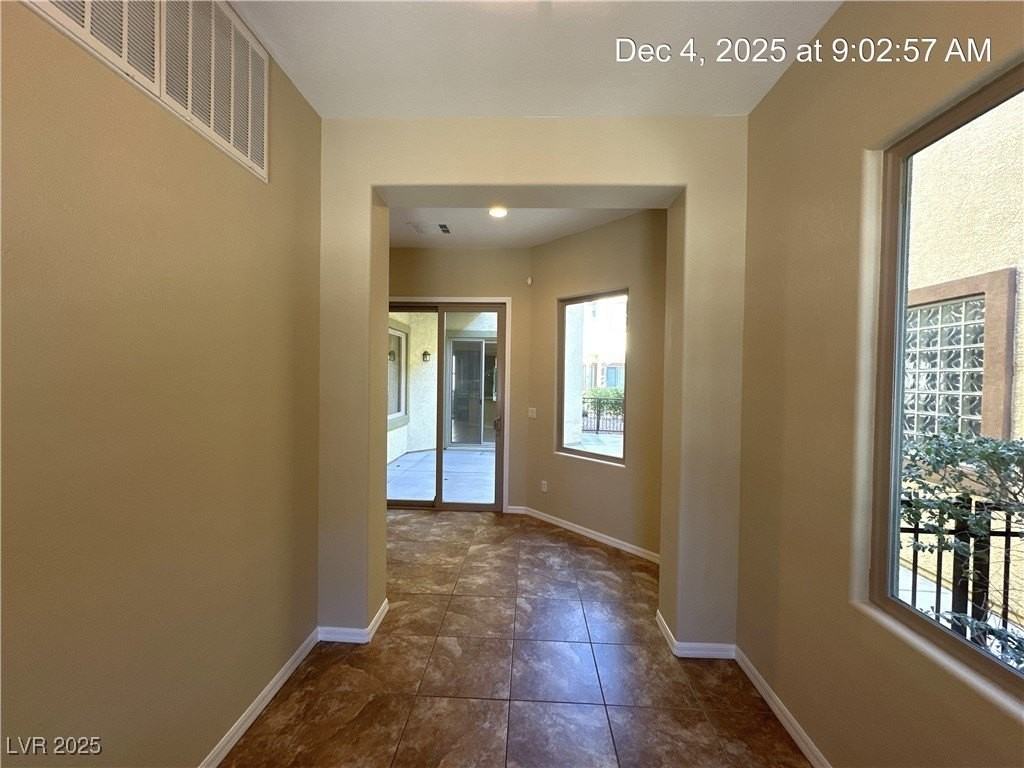 9216 Tudor Park Pl #0 - Photo 7 of 41