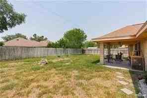 2908 Swallow Ave - Photo 5 of 5