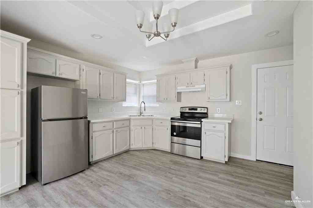 3806 W Faith Hill St #4 - Photo 7 of 9