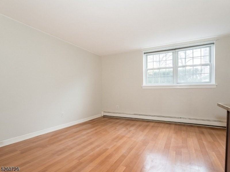 4850 Elm St #E - Photo 5 of 17