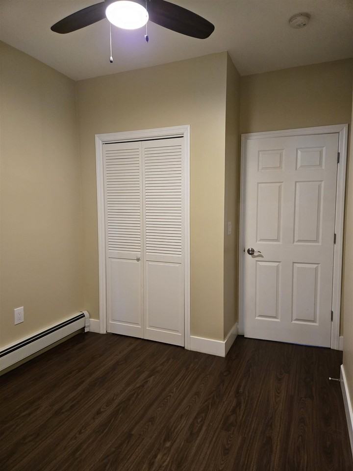 120 68th St #1 - Photo 6 of 7