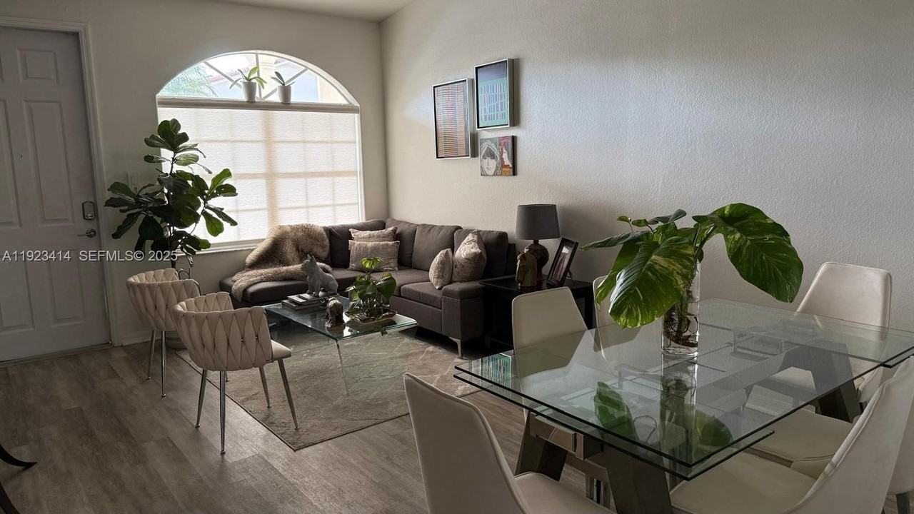 13839 Sw 152nd Ter - Photo 3 of 27