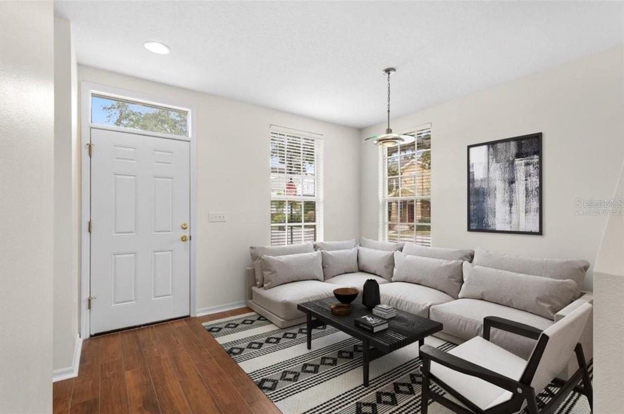 9526 W Park Village Dr - Photo 2 of 25