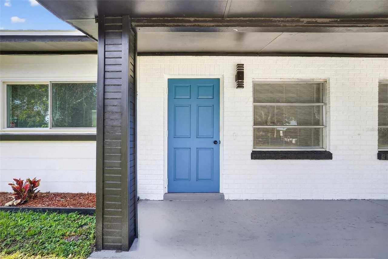 3034 Touraine Ave - Photo 3 of 50