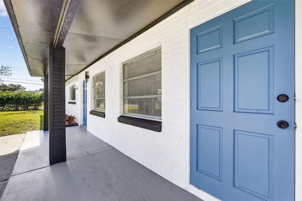 3034 Touraine Ave - Photo 5 of 50